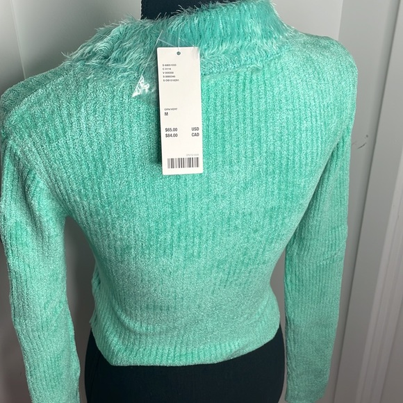 UO Mint Crop Sweater with Faux Fur Collar Size M - Picture 7 of 7